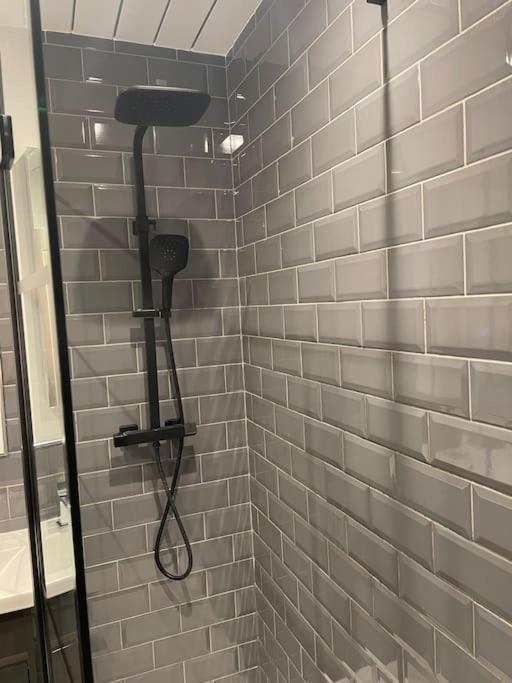 Nevis Apartment Located In Fort William Centre エクステリア 写真